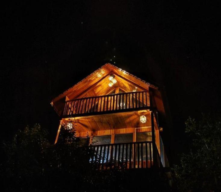 Himalayan Tree House, A Hidden Place In Jibhi 15 Minutes Walking Distance From Road Hotel Exterior photo