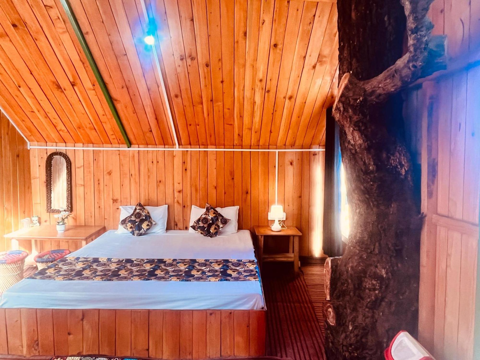 Himalayan Tree House, A Hidden Place In Jibhi 15 Minutes Walking Distance From Road Hotel Exterior photo