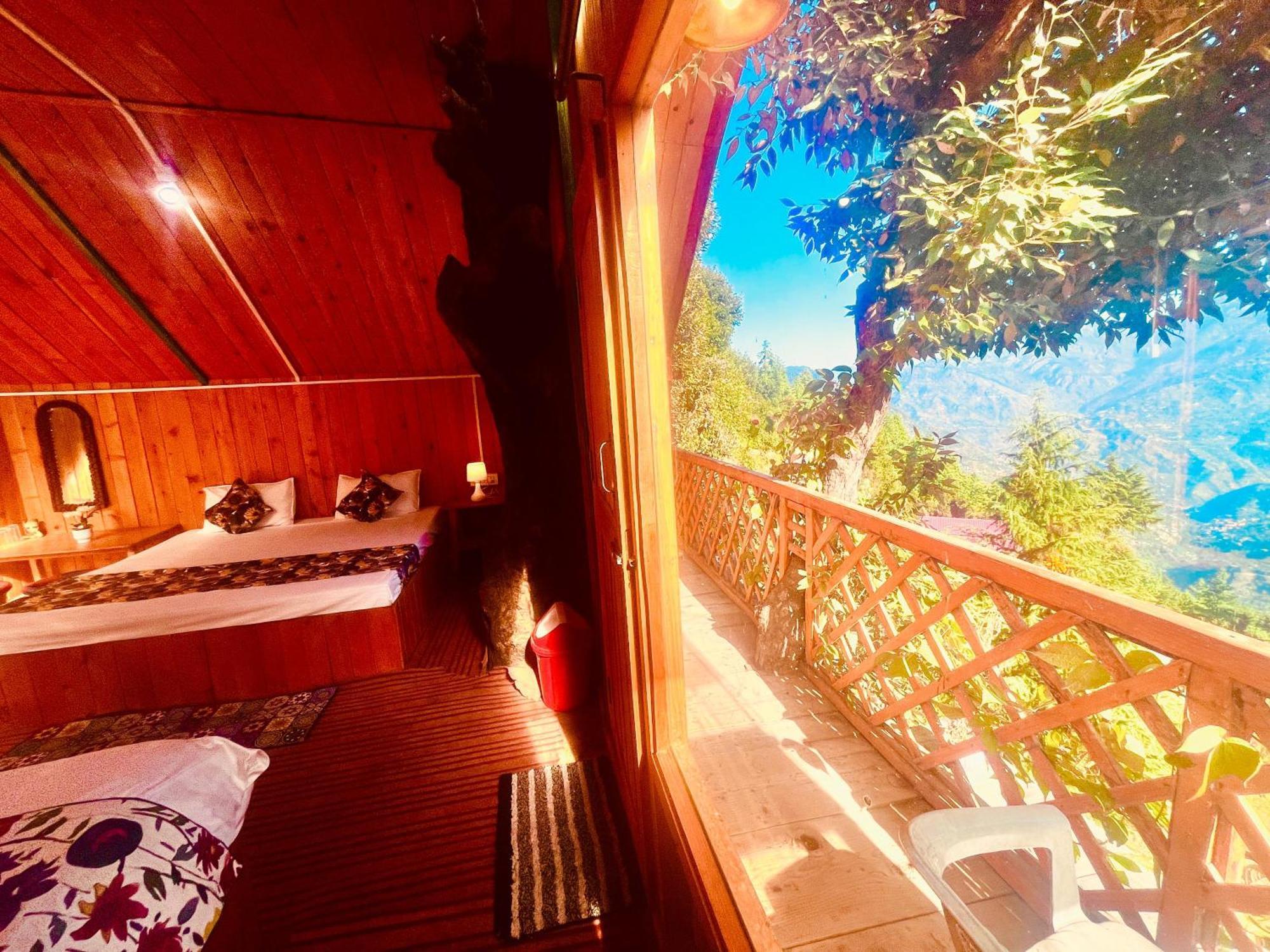 Himalayan Tree House, A Hidden Place In Jibhi 15 Minutes Walking Distance From Road Hotel Exterior photo